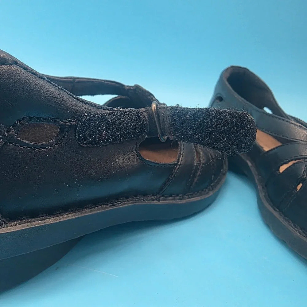 Clarks Womens Black Leather Fisherman Sandals 85716 Strappy Comfort Flats 7.5M